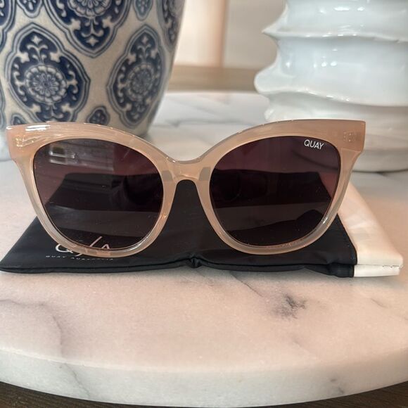 NWT Quay Women's It's My Way Cat Eye Sunglasses - Picture 3 of 5